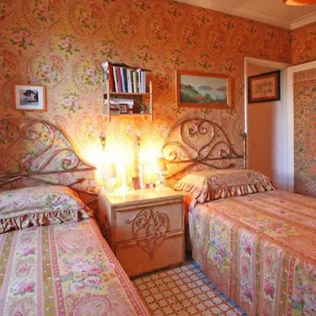 Northern Style In For 12 Guests Portofino